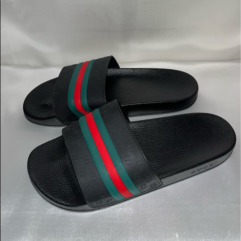 Woman’s Sandals Size9 Used